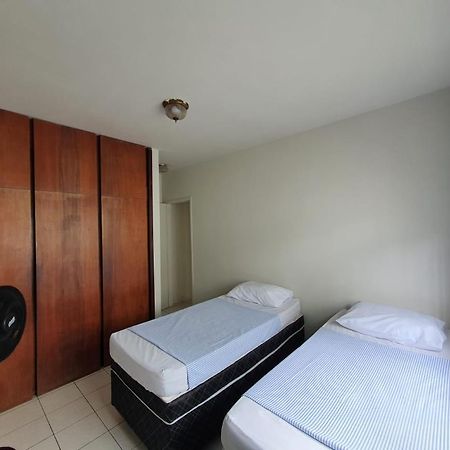 Hostel Umuarama Uberlândia Exterior photo